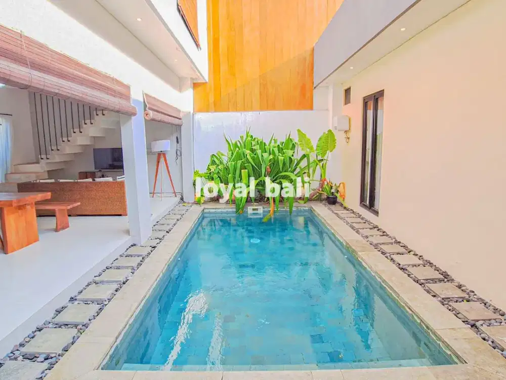 Villa, Modern Tropical Villa in Jimbaran – Prime Location Near Beach
