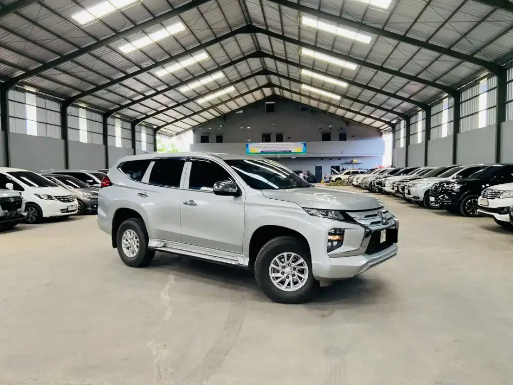 Mitsubishi Pajero Sport GLX 4X4 2022 / 2023 MT Manual, Sangat terawat