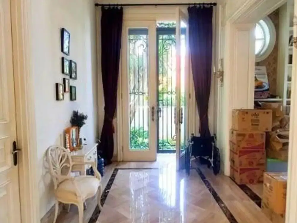 Rumah Pulomas American Klasik 496M2