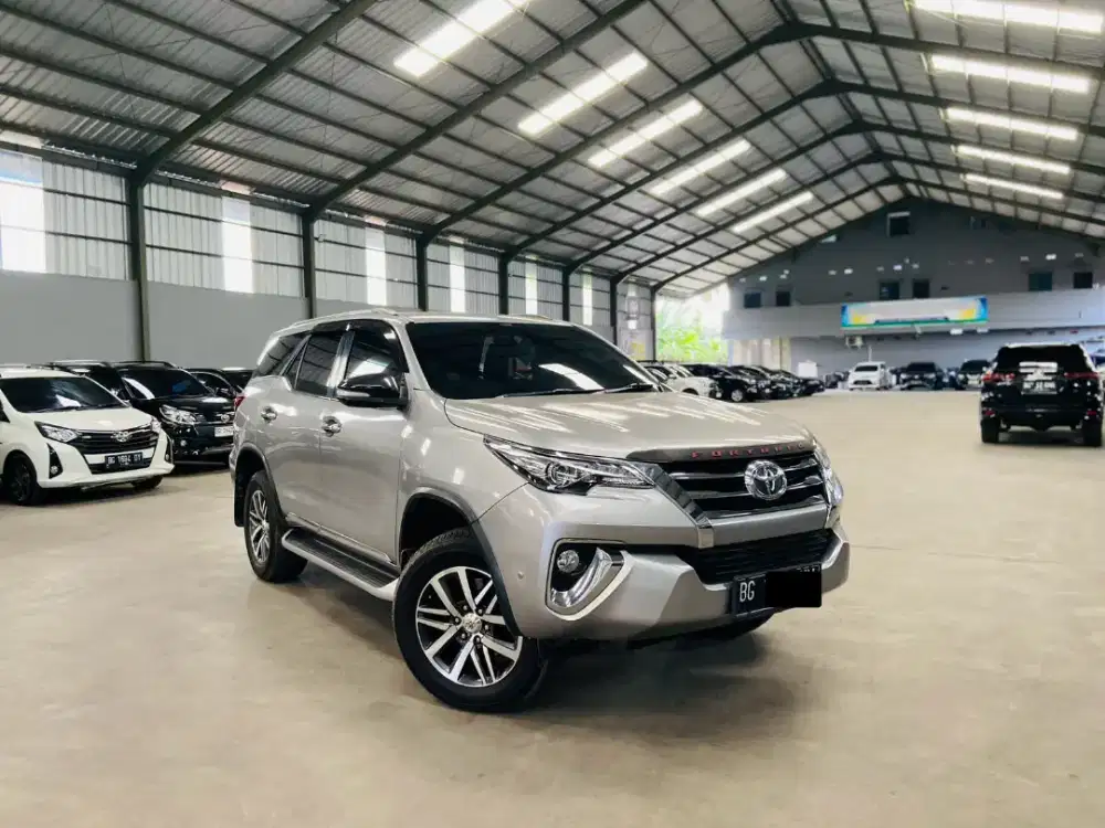 Toyota Fortuner VRZ 2.4 2016 / 2017 AT Matic, Sangat terawat