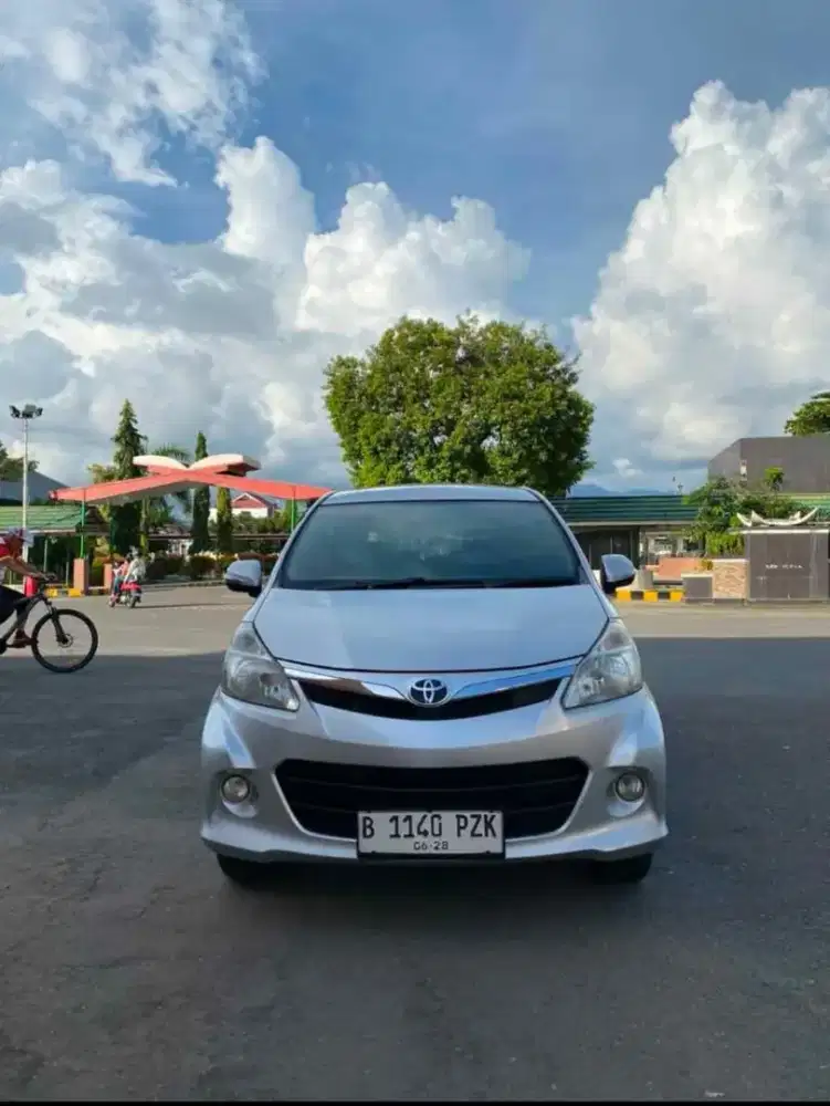 Toyota avanza veloz 1,3 manual tahun 2013