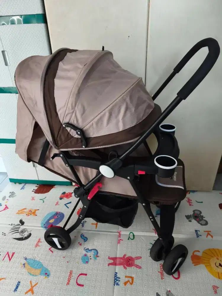 Stroller bayi 2 arah