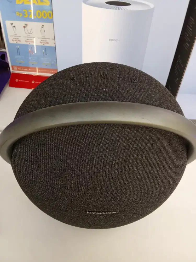 Harman Kardon Onyx Studio 7