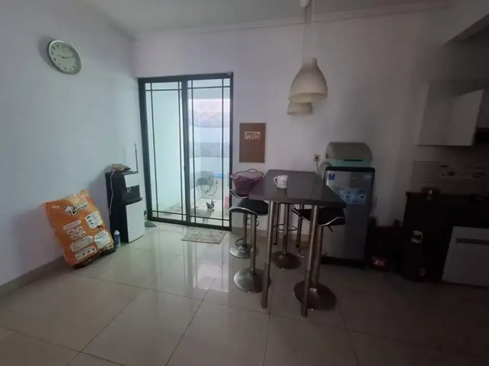 TURUN HARGA! DIJUAL RUMAH GREEN LAKE CITY SEMI FURNISH