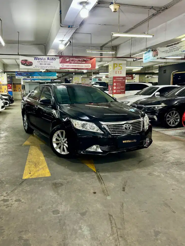 Toyota Camry 2.5 V AT 2014 nik 2013 Terawat accord G