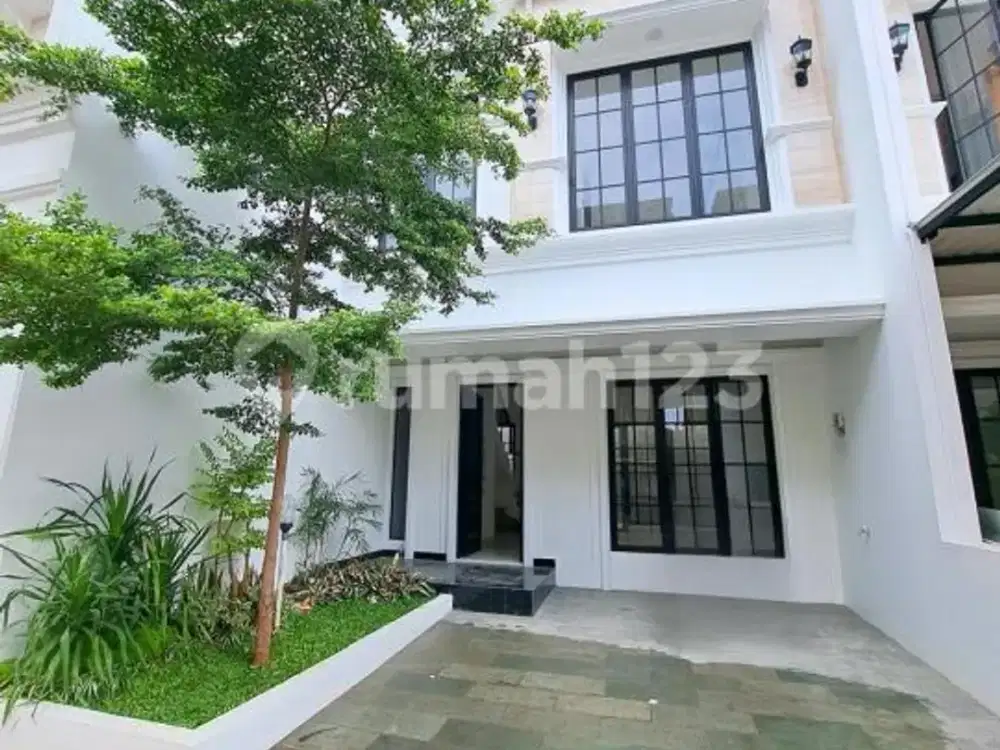 Rumah Brand New American Style 3 Lantai di Kalibata
