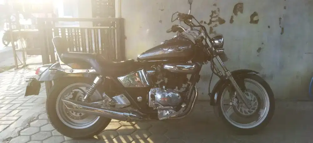 Honda Phantom 2004