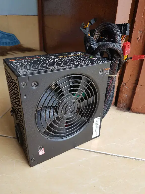 PSU Thermaltake TR2 450w 80+ Bronze 8 pin vga