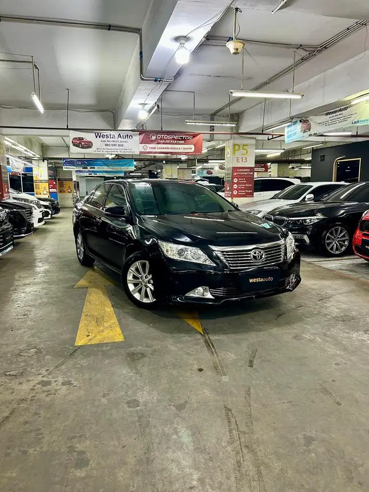 Toyota Camry 2.5 V AT 2014 nik 2013 Terawat accord G