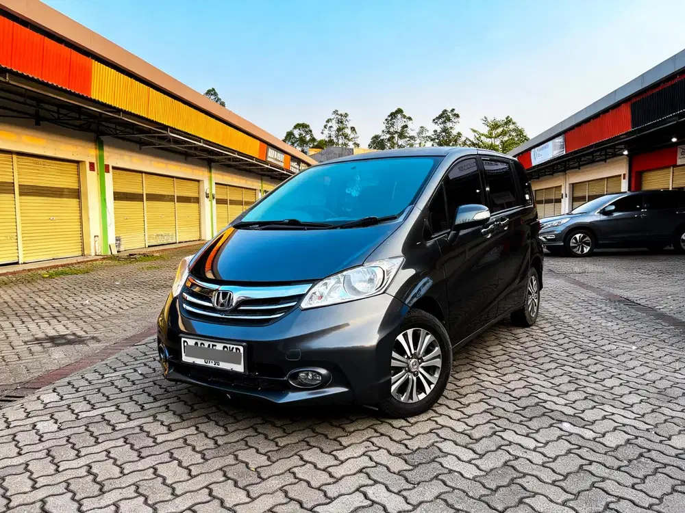 DP 5 JT HONDA FREED PSD AT 2013 AC DOUBLE BLOWER STEEL GREY