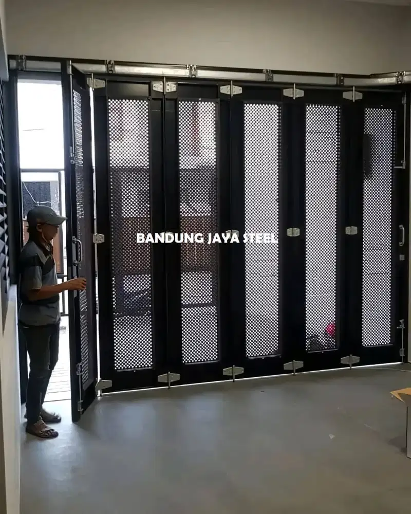 Jasa pasang service pintu garasi sleding / lipat bandung cimahi