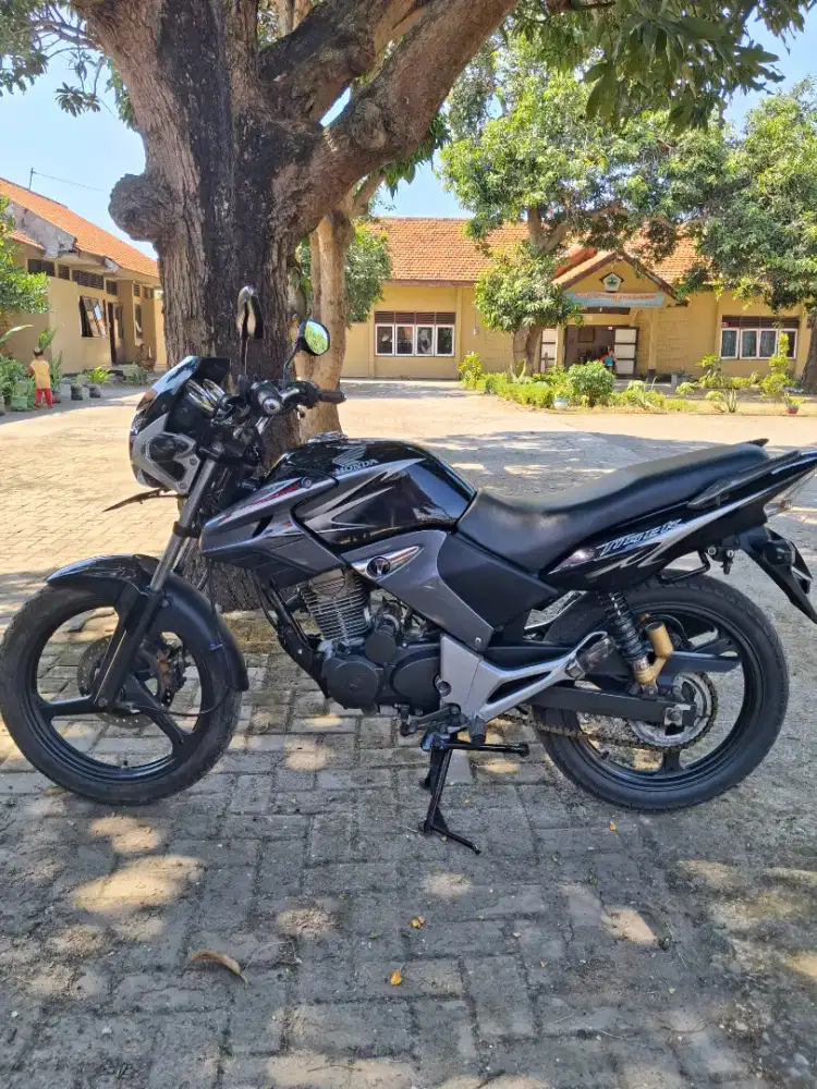 Honda Tiger Revo