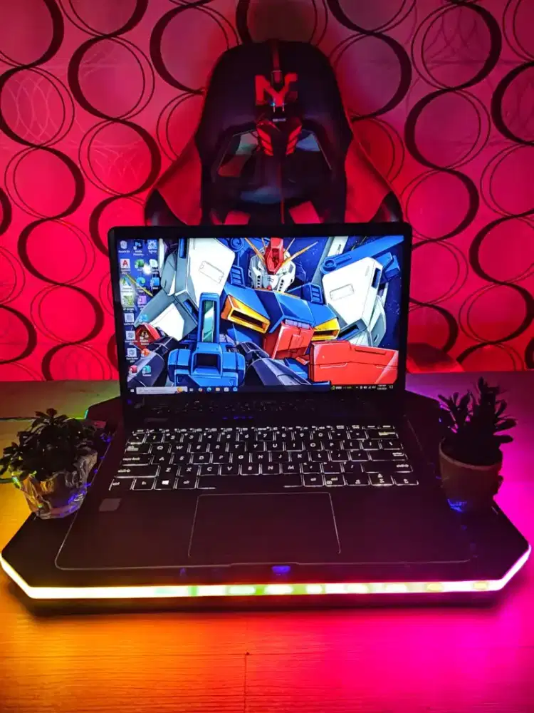 INOVATIVE & FUTURISTIK Laptop ASUS ZENBOOK UX370UAR-313 [Ram 16GB]