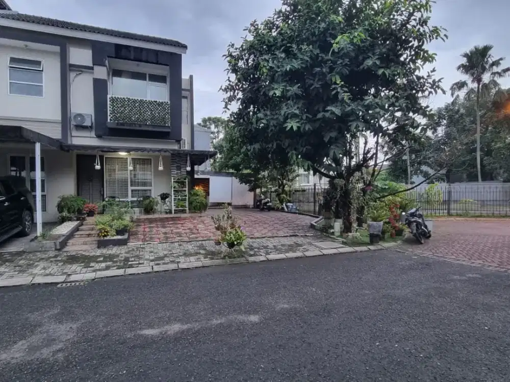 DIJUAL RUMAH HOOK CLUSTER AZALEA LEBAR 14 GADING SERPONG
