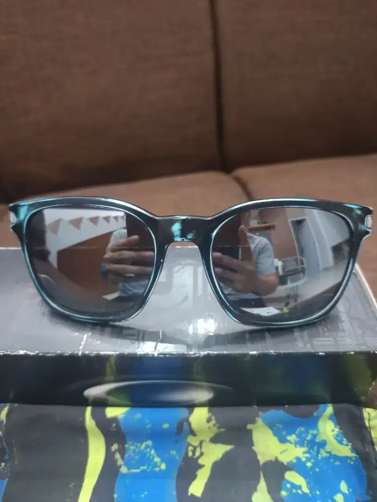 Oakley Garage Rock