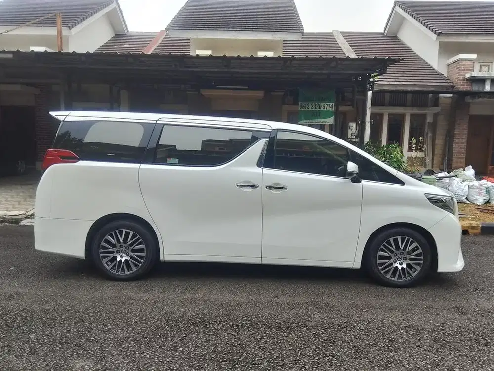 Toyota Alphard 2017 Bensin