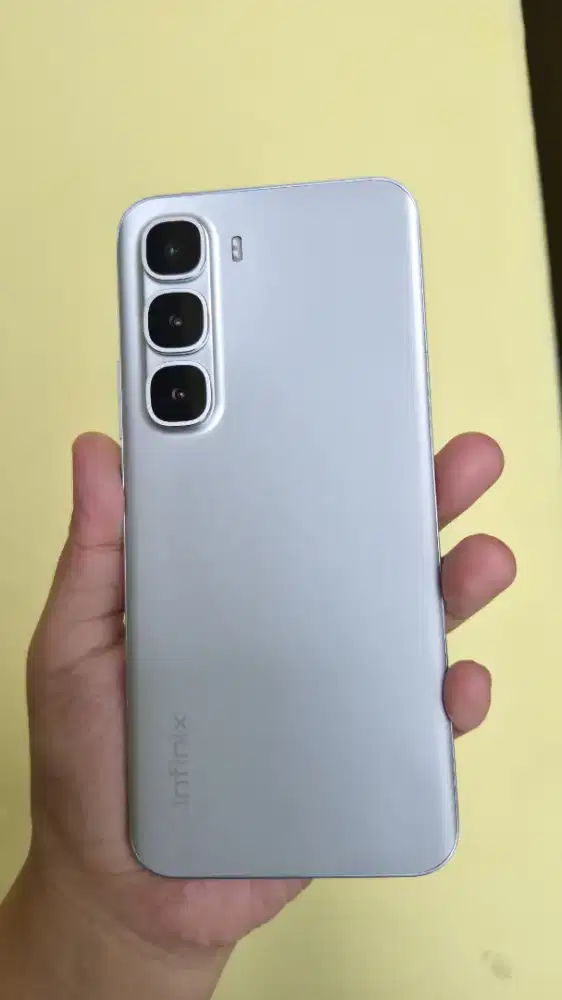 Dijual Infinix Hot 60 Pro Plus RAM 8+8/128GB