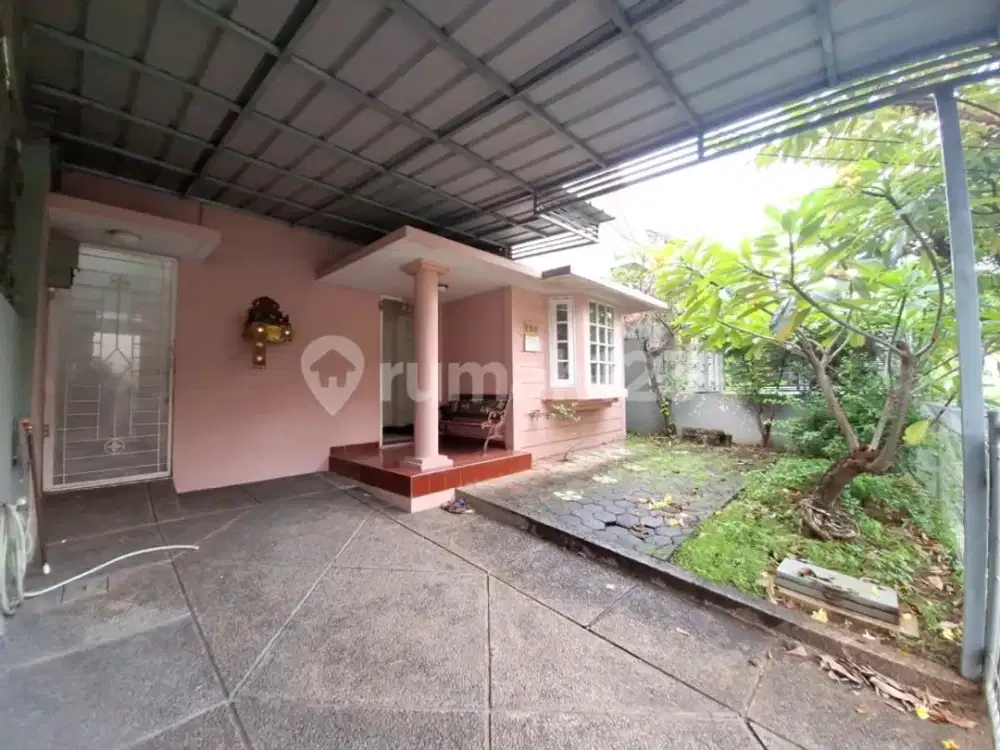 Dijual Rumah Minimalis Kemang Pratama Bekasi Taman Depan & Belakang Siap Huni