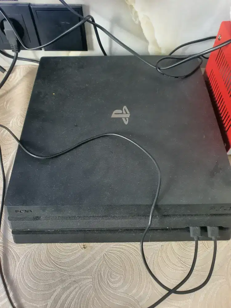 Ps4 pro original 1TB