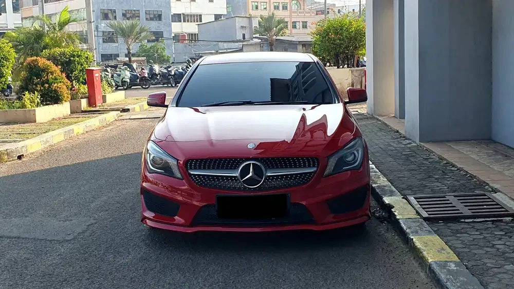 Mercedes Benz Mercy CLA200 CLA 200 AMG Line C117 CBU Merah 2014 Low KM