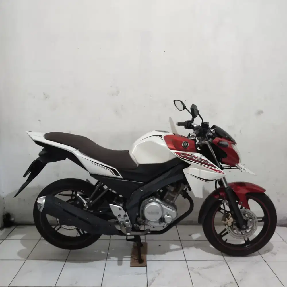 Yamaha Vixion KS 2013 Bagus lengkap Mesin Cakep