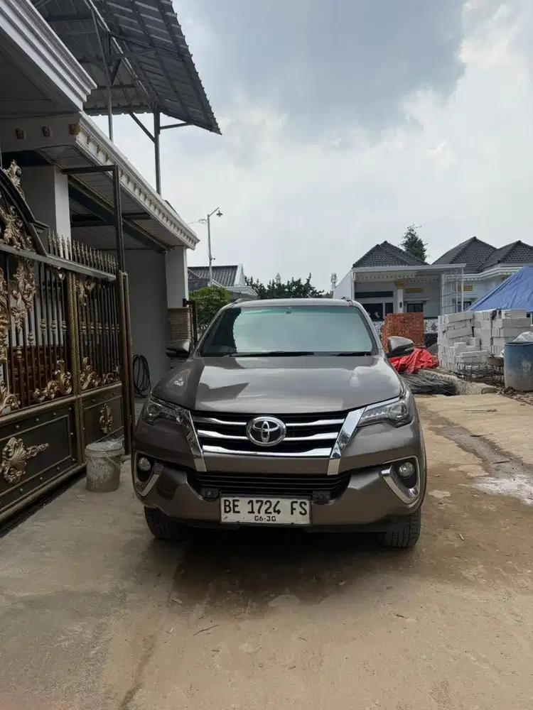 fortuner vrz 2.4 AT