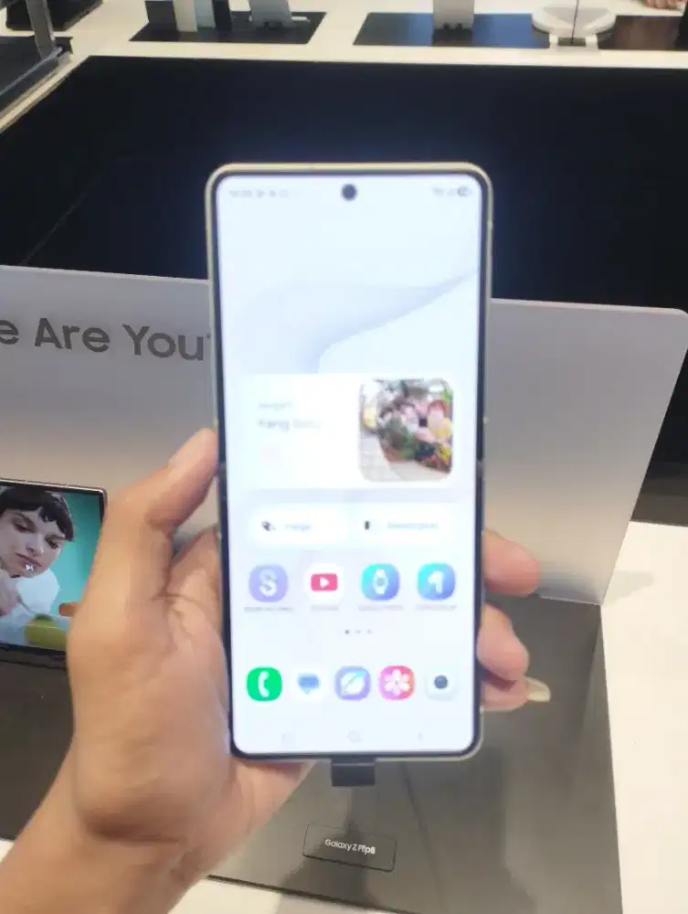 OPEN PO SAMSUNG ZFLIP 8 BY HOME CREDIT TRIPLEE ZERO