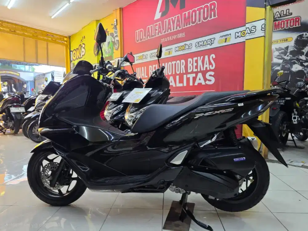 Honda PCX CBS th 2024