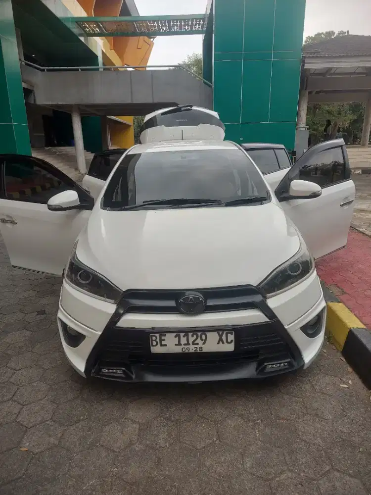 Toyota Yaris Mulus