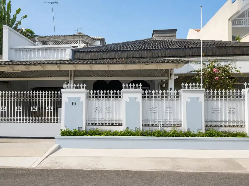 Di Jual Rumah Strategis di Tebet Barat