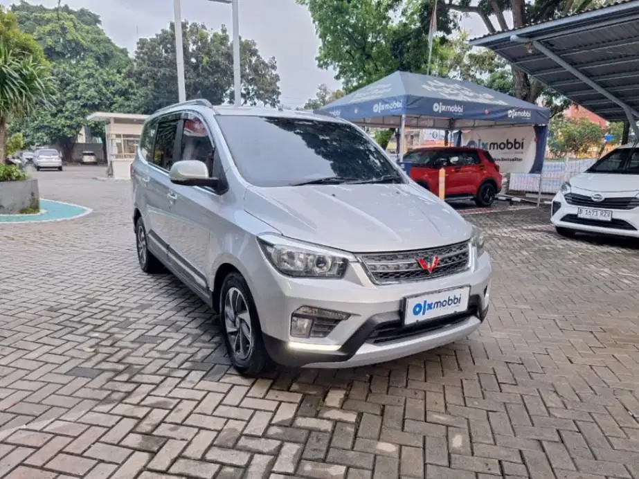 DP MURAH Wuling Confero S 1.5 C Bensin-MT 2018  CUKXB