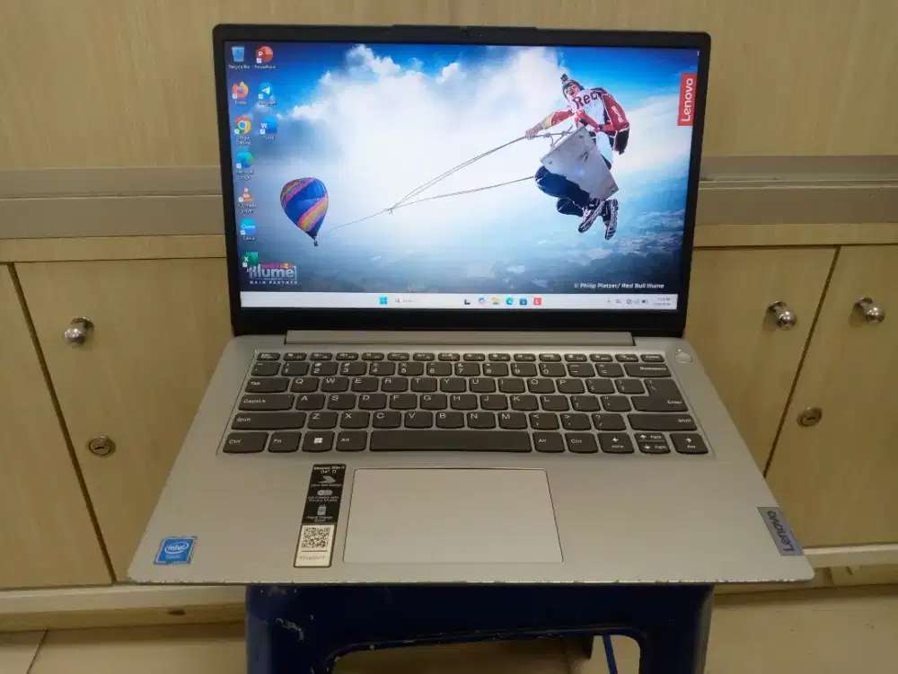 LAPTOP LENOVO IDEAPAD SLIM 1 N4020/RAM 8GB/SSD 256GB/LED 14/WIN 11