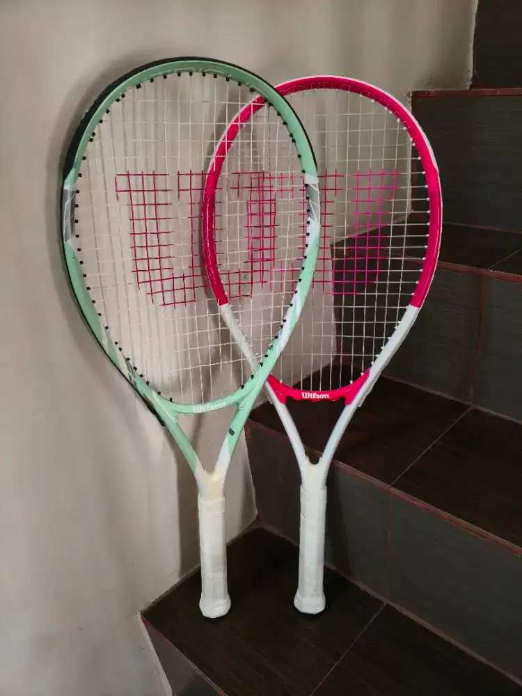 Wts raket tenis wilson intrigue