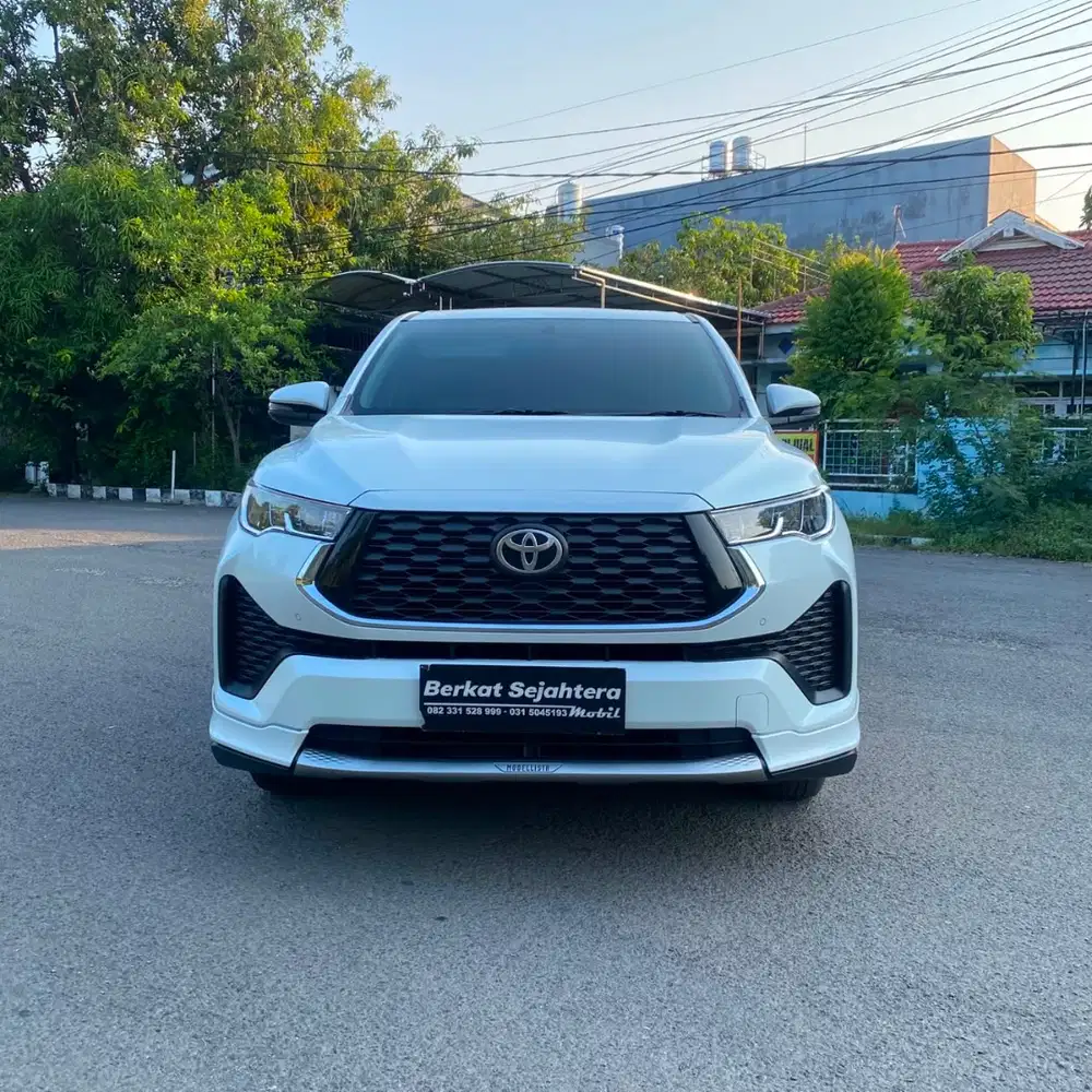 Toyota Innova Zenix V Hybrid Matic 2023 “DP 45jt” Proses Cepat