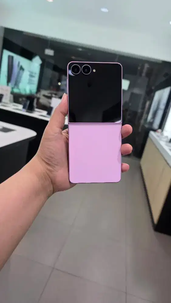PROMO PRE ORDER SAMSUNG ZFLIP 8