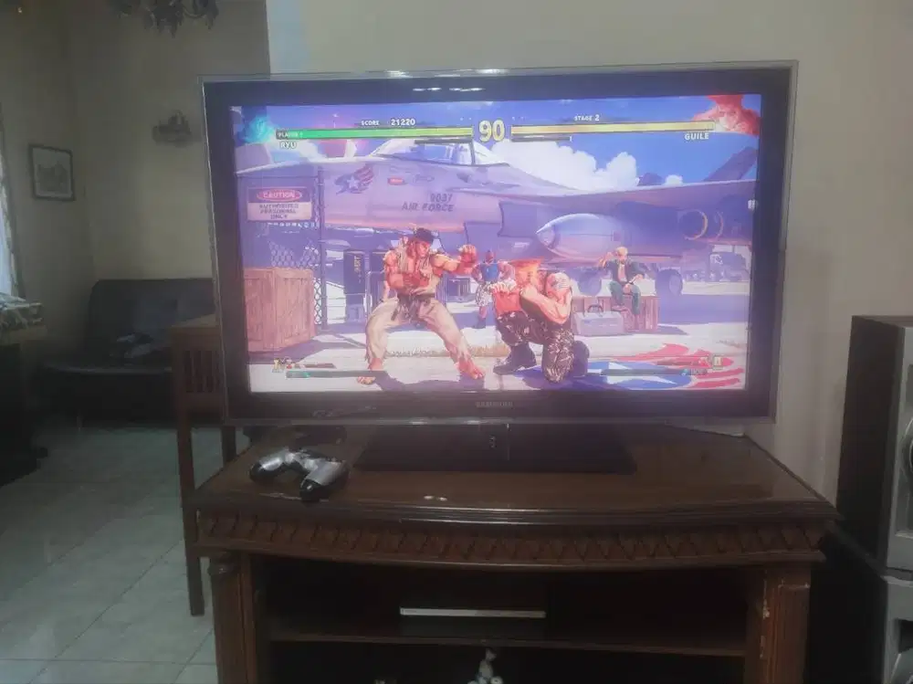Samsung LCD TV 40 Inch Full HD LA40D550 Mulus Normal Siap Pakai