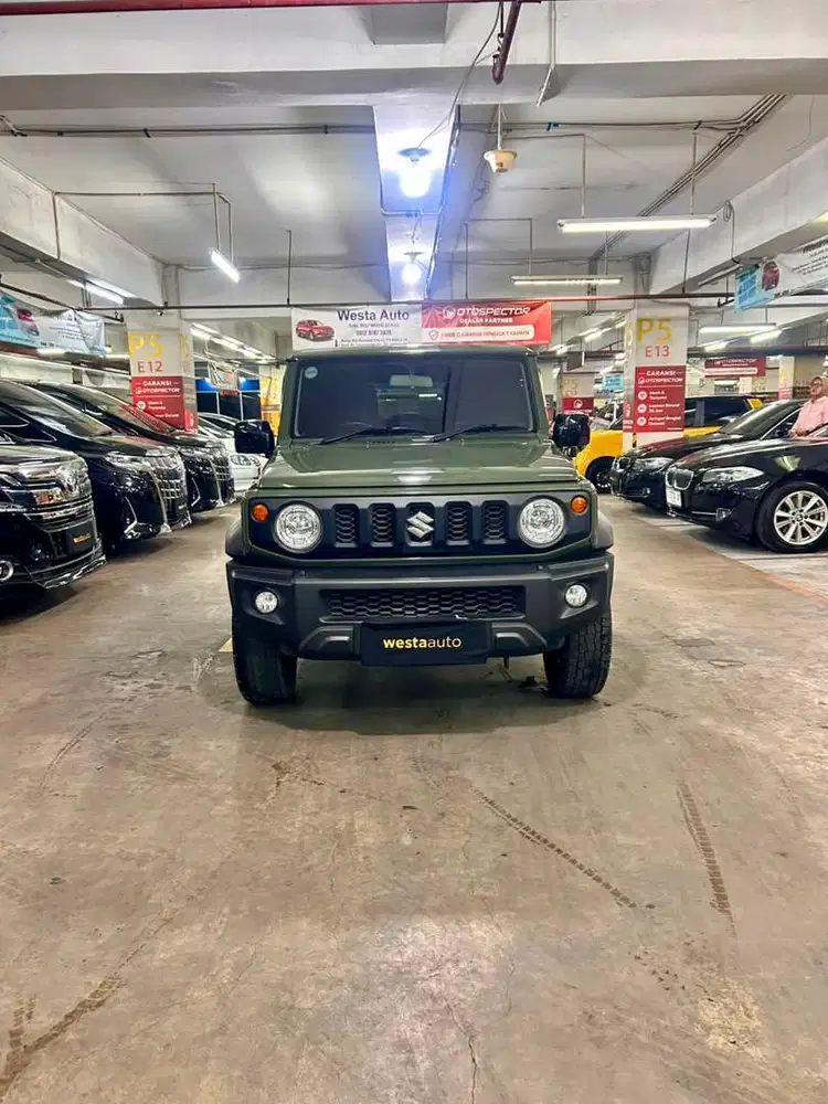 Low KM Suzuki Jimny JB74 4x4 1.5 3 Doors AT Matic 2020 Like New 2021