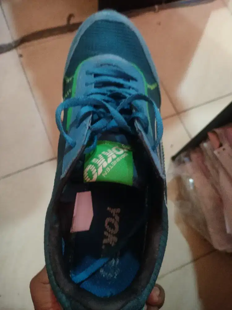 Sepatu 910 Yokko