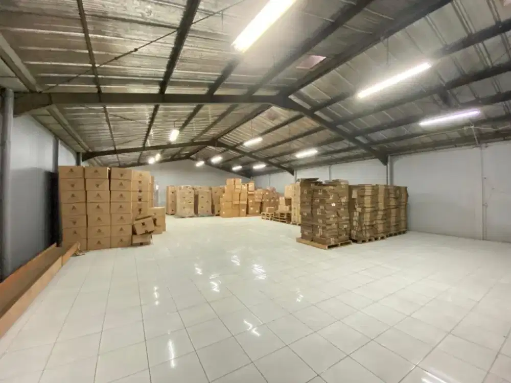 Gudang Jl Taman Tekno.425m2 Bangunan 2lt
