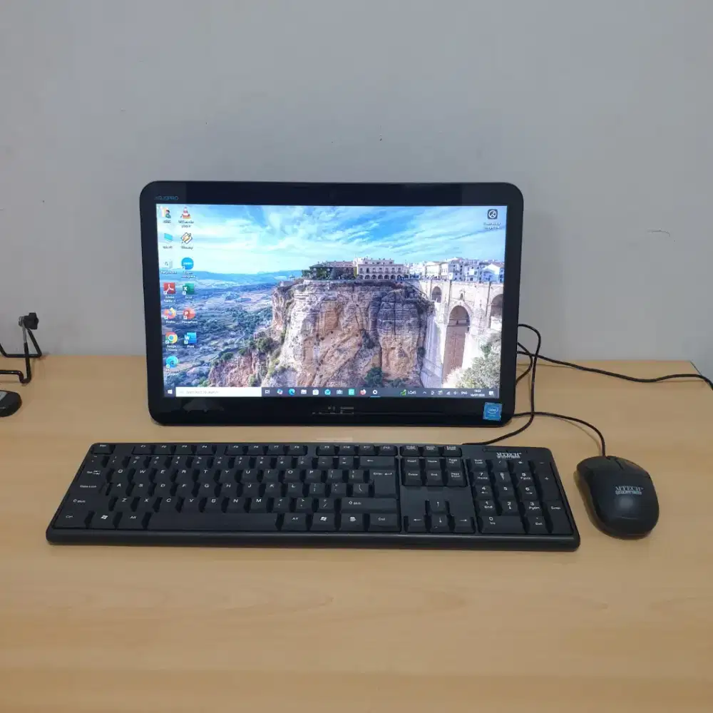 ALL IN ONE ASUS - INTEL J3160 - RAM 8 - HDD 500GB - TOUCHSCREEN
