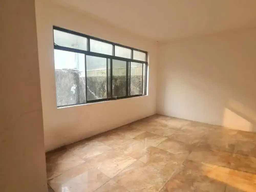 Rumah muara karang luas 10x18, 2 lantai, jalanan lebar