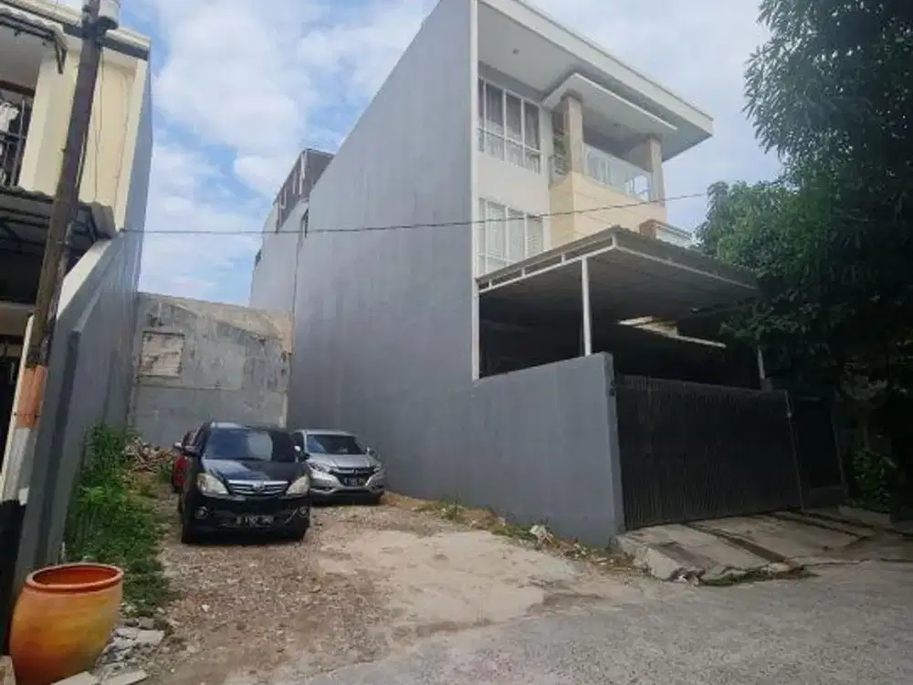 Kavling di komplek sunter . Luas 6x18. Hadap timur , keamanan 24 jam