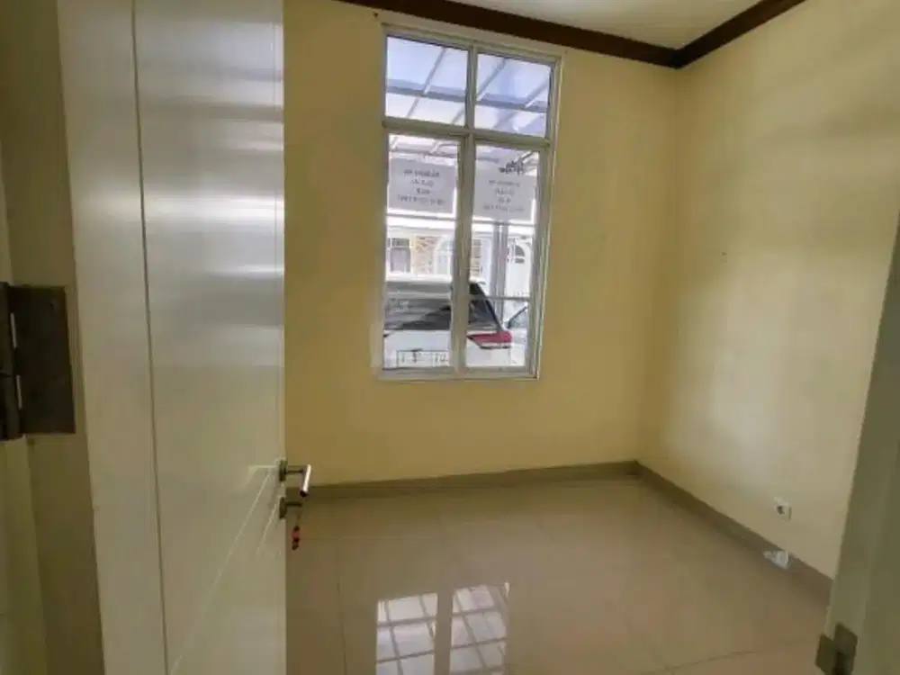 Rumah Klasik Laseine Jakarta Garden City 6x17