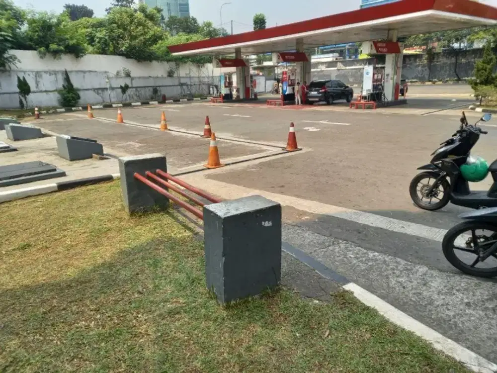 Kavling komersil TB Simatupang Harga Menarik  Bonus Pom Bensin