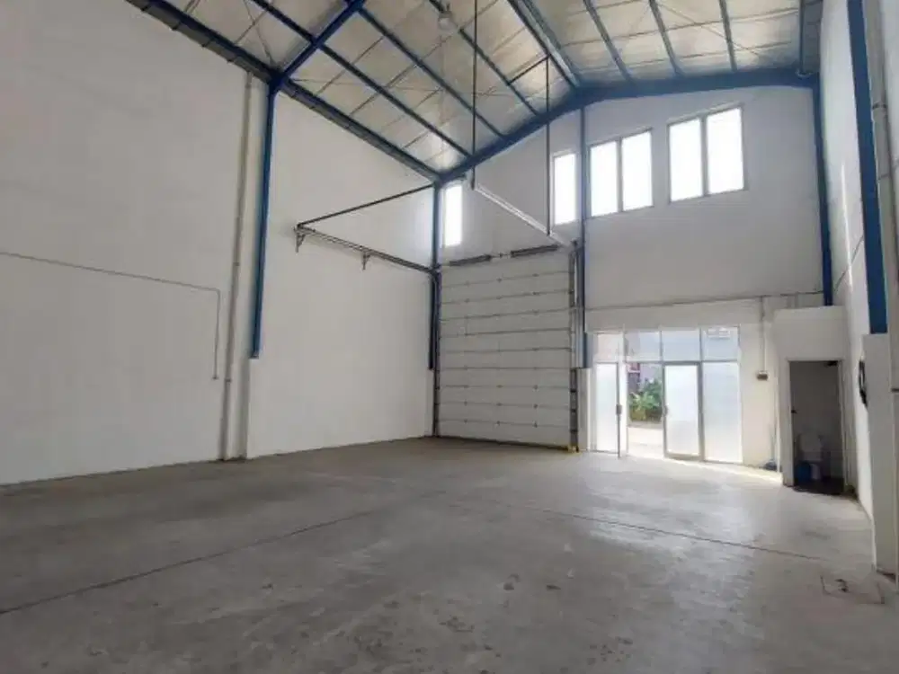 Gudang Central CAKUNG SIAP PAKAI LOKASI STRATEGIS TOL CAKUNG
