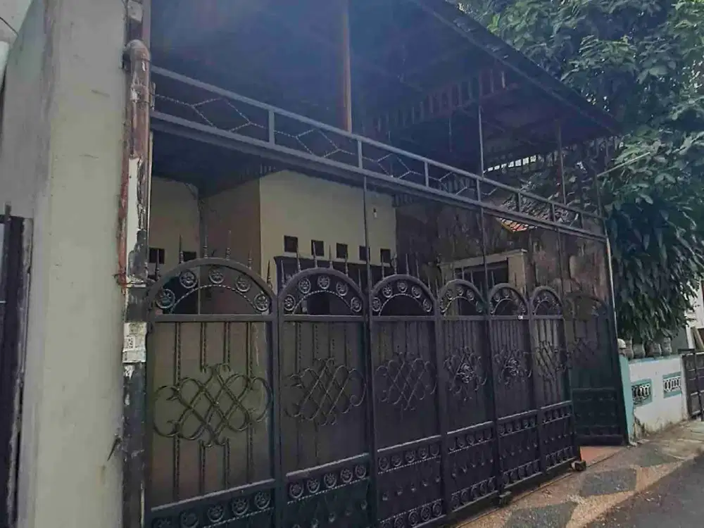 Rumah 2 lantai LT 100m2