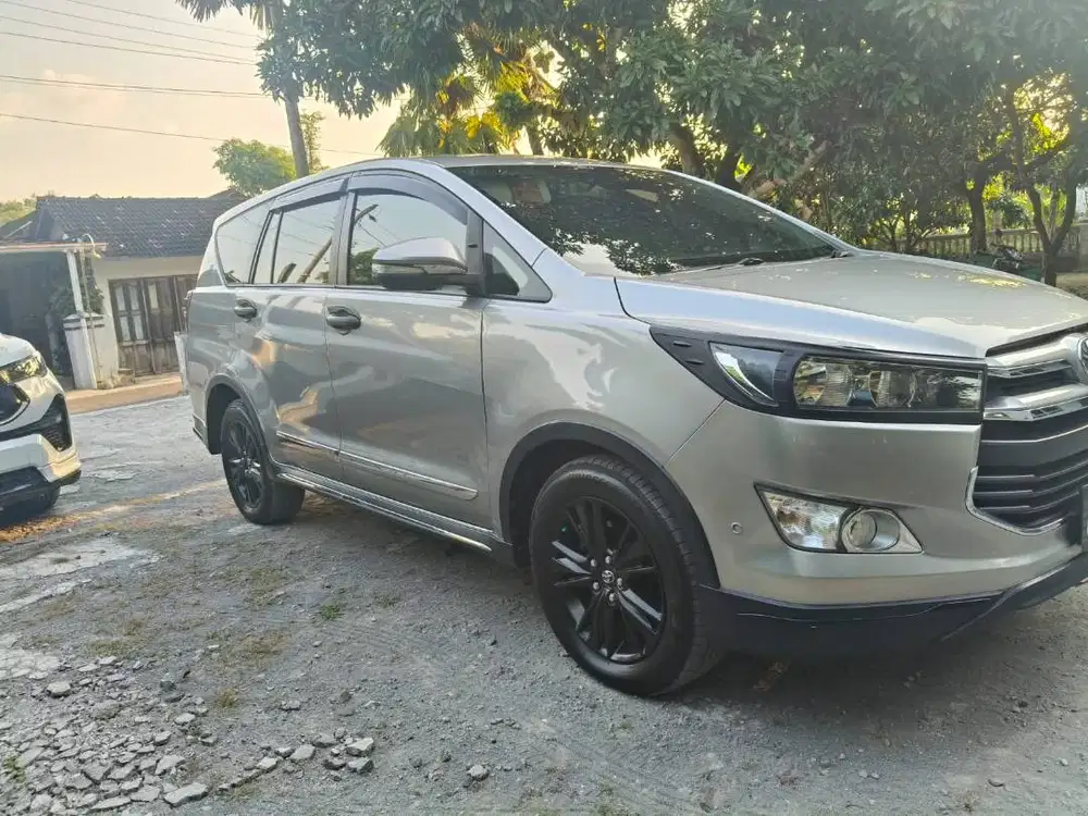 Innova Diesel Matic tipe V 2016 upgrade Venturer