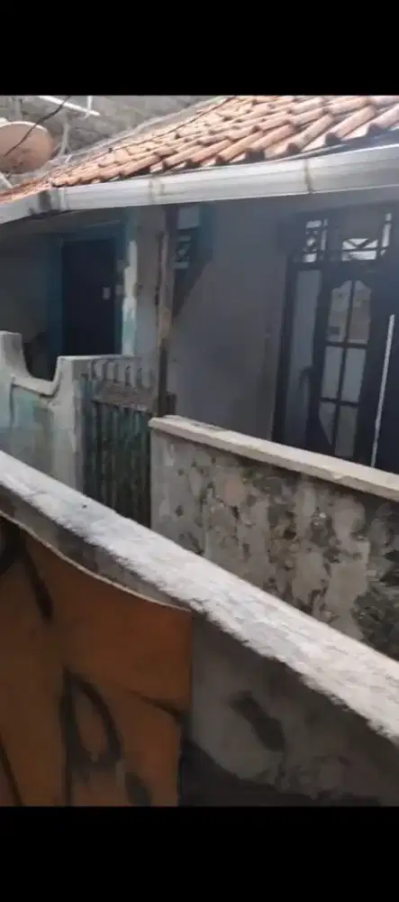 Dijual Rumah dan Tanah luas 107m