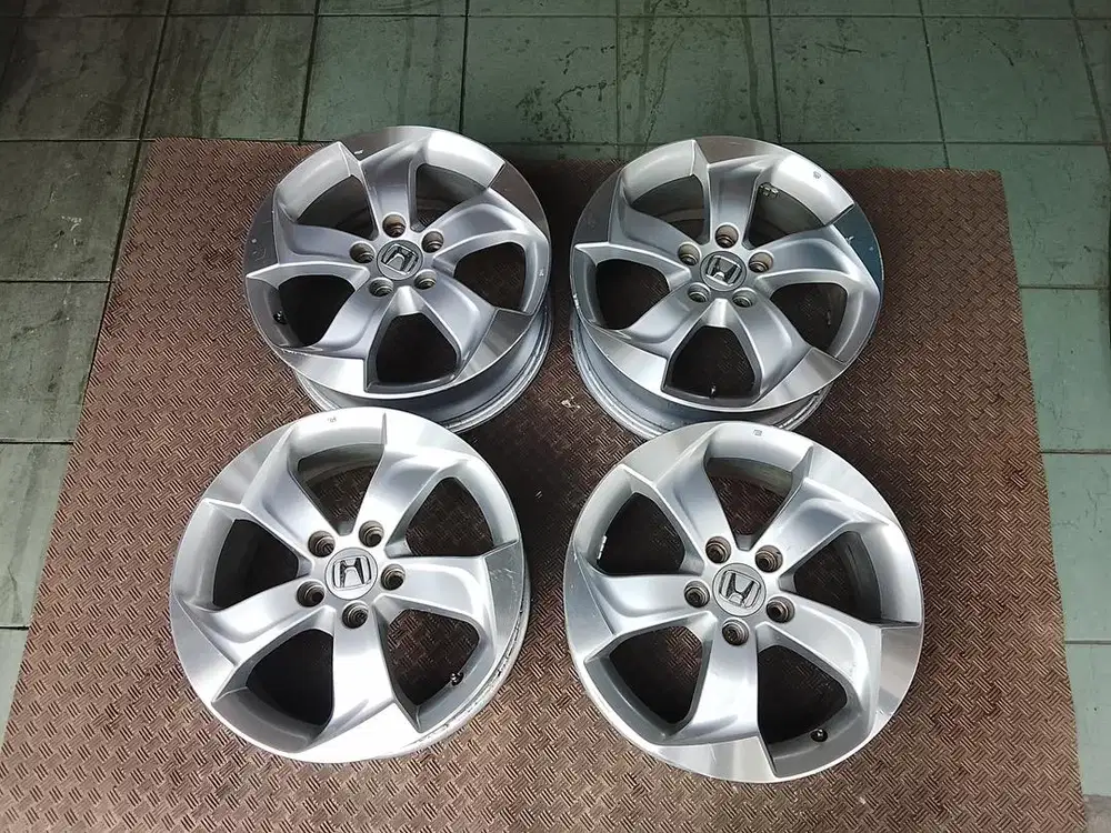 4pc Velg HRV E ring 17 pcd 5x114