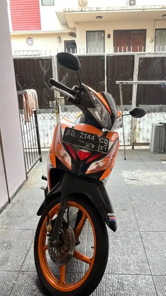 Honda Blade 125 Tahun 2016